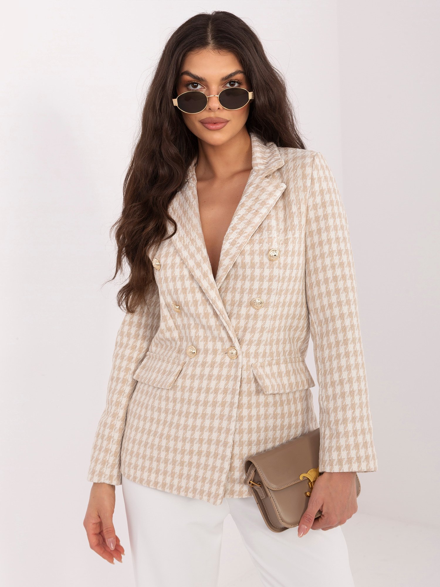 Elegant beige jacket with houndstooth pattern