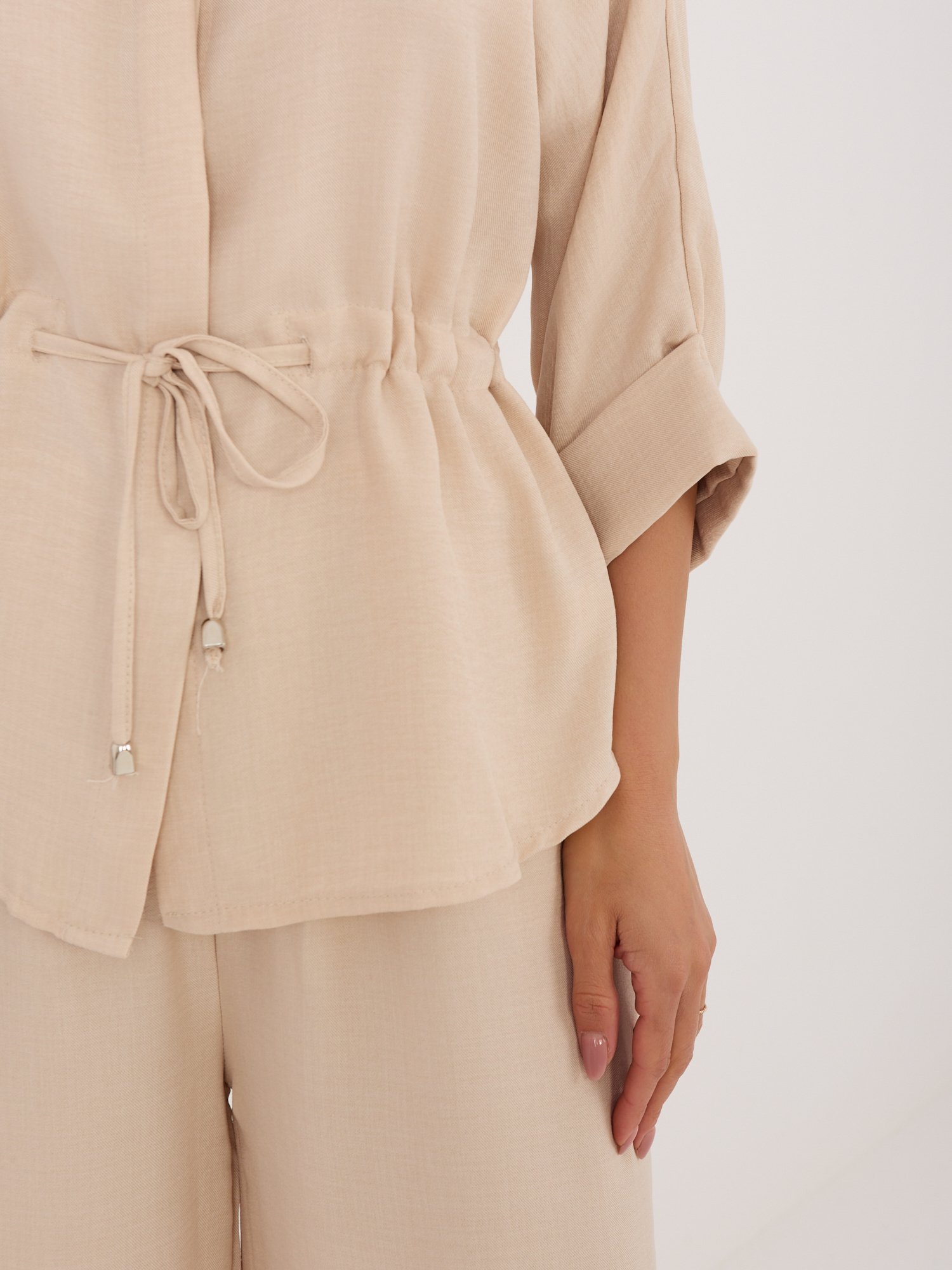 Beige summer set with wide trousers - Image 3