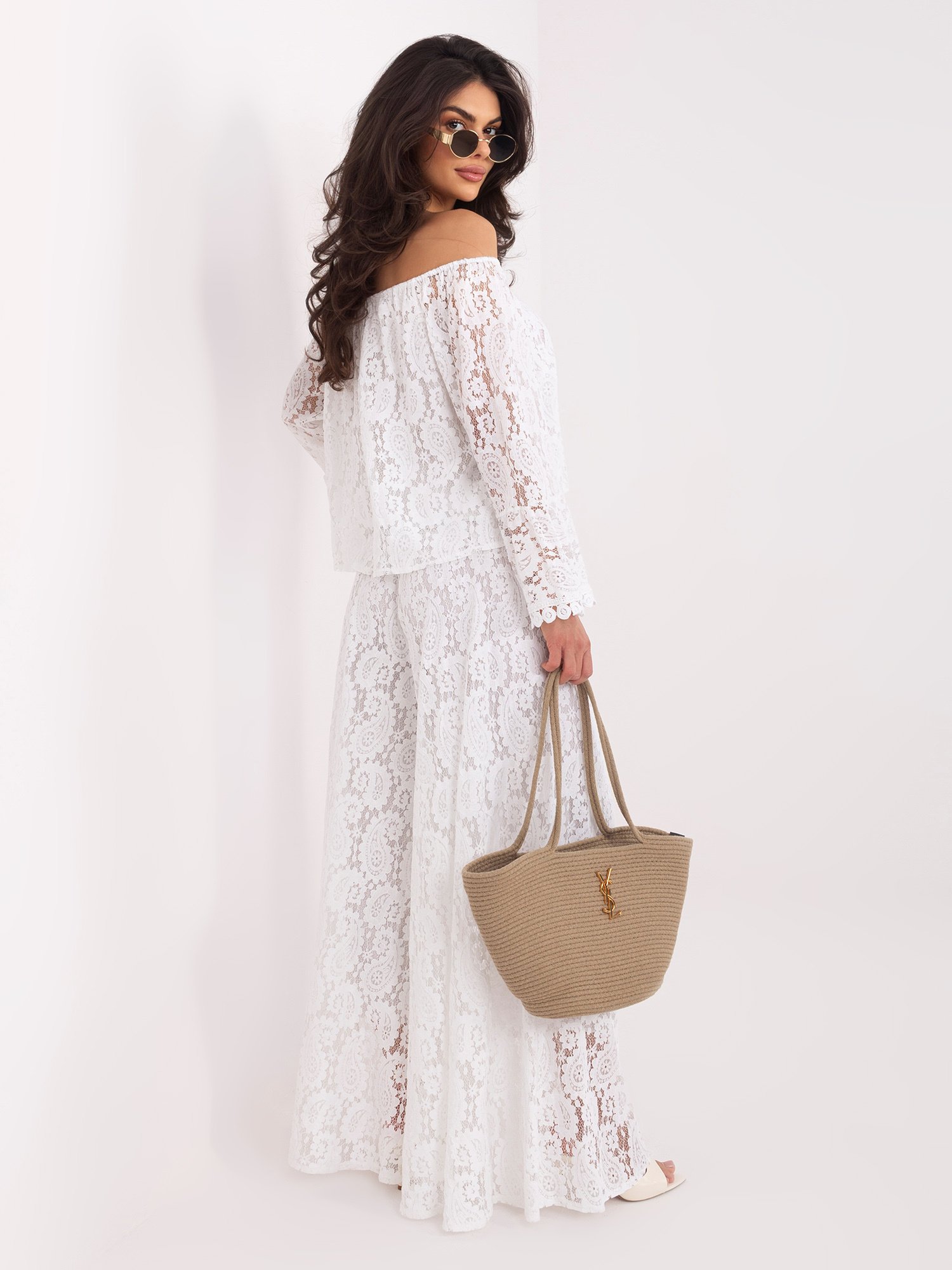 White lace blouse with tie detail - Image 4