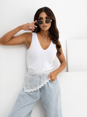 Alternative view of White Fitted Ribbed Top