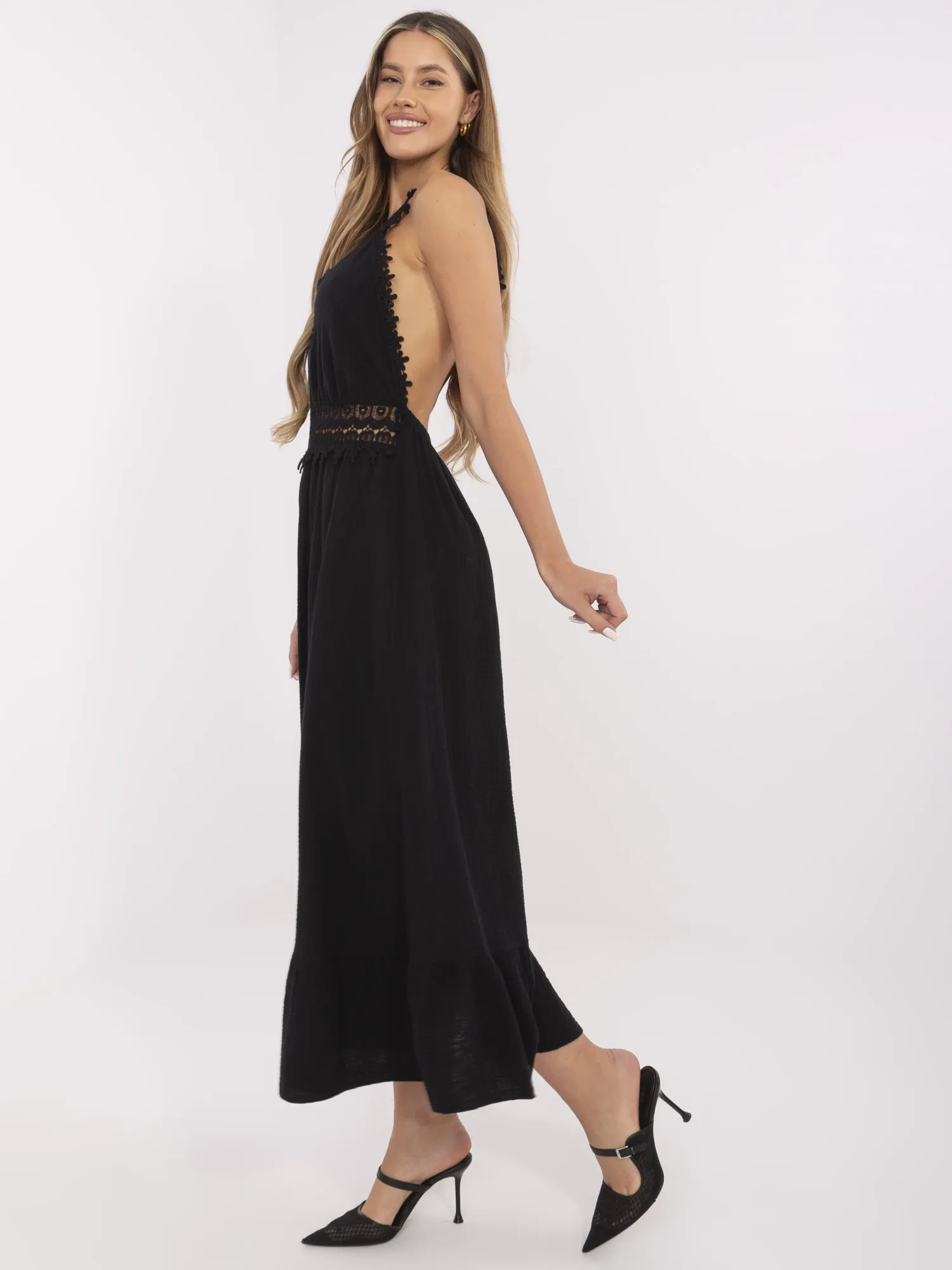 Black flared dress with ruffles - Image 3