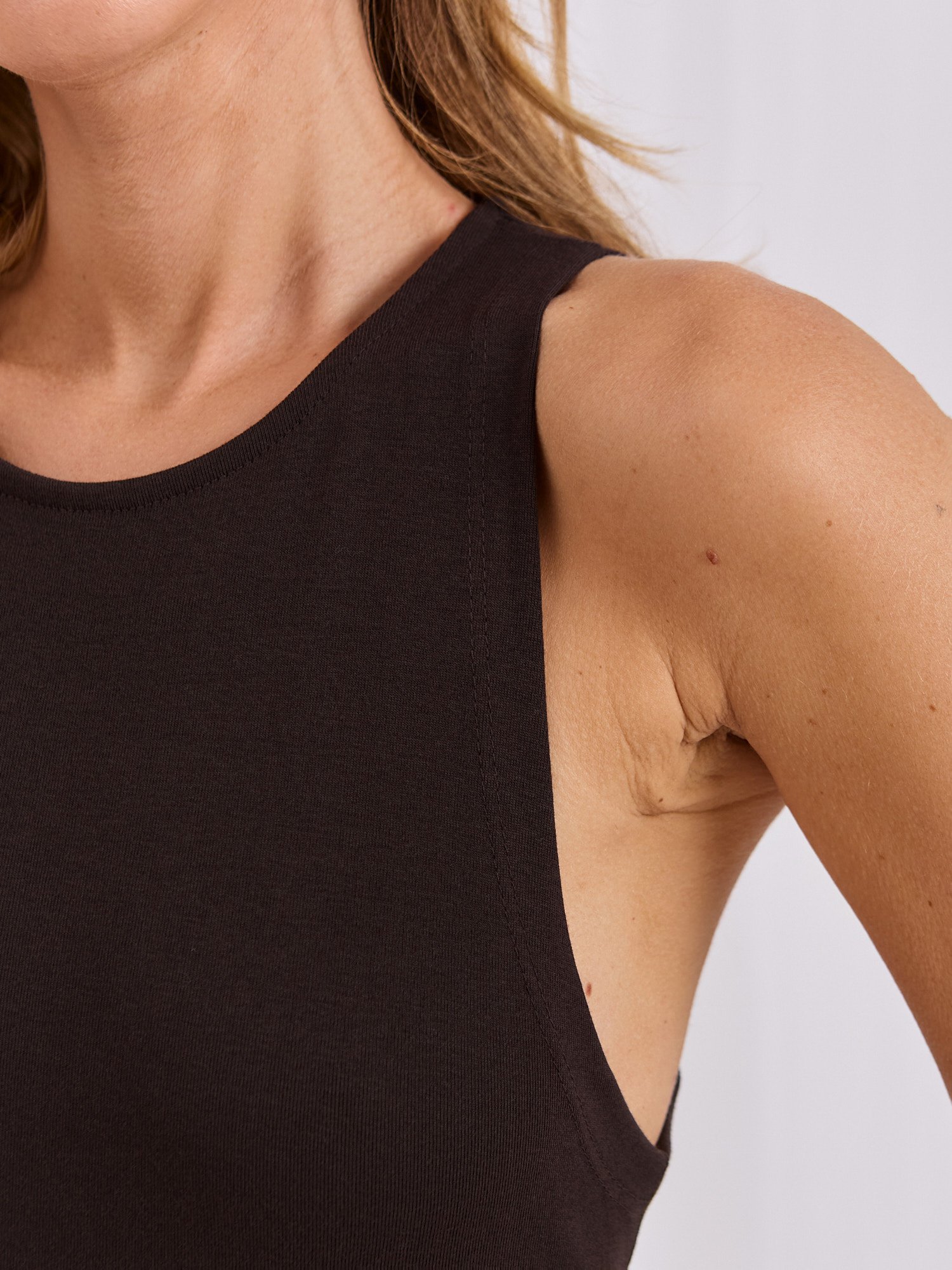 Brown basic bodysuit with hook-and-eye closure - Image 4