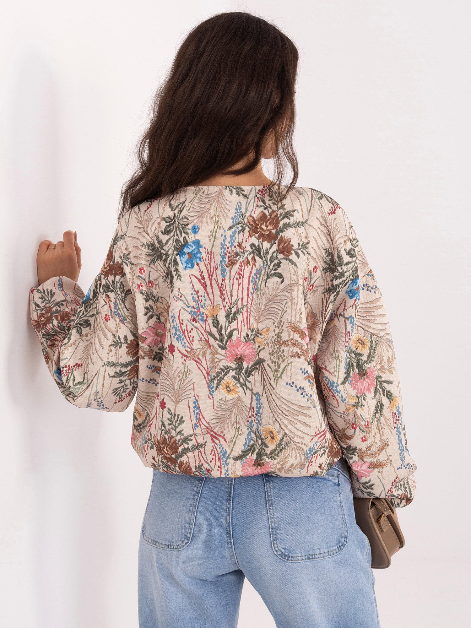 Transition jacket with a plant print - Image 4