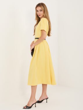 Alternative view of Yellow elegant dress with short sleeves