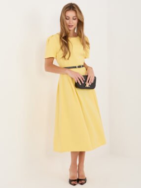 Yellow elegant dress with short sleeves