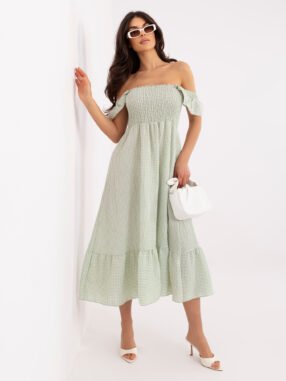 Pistachio Spanish dress with ruffles