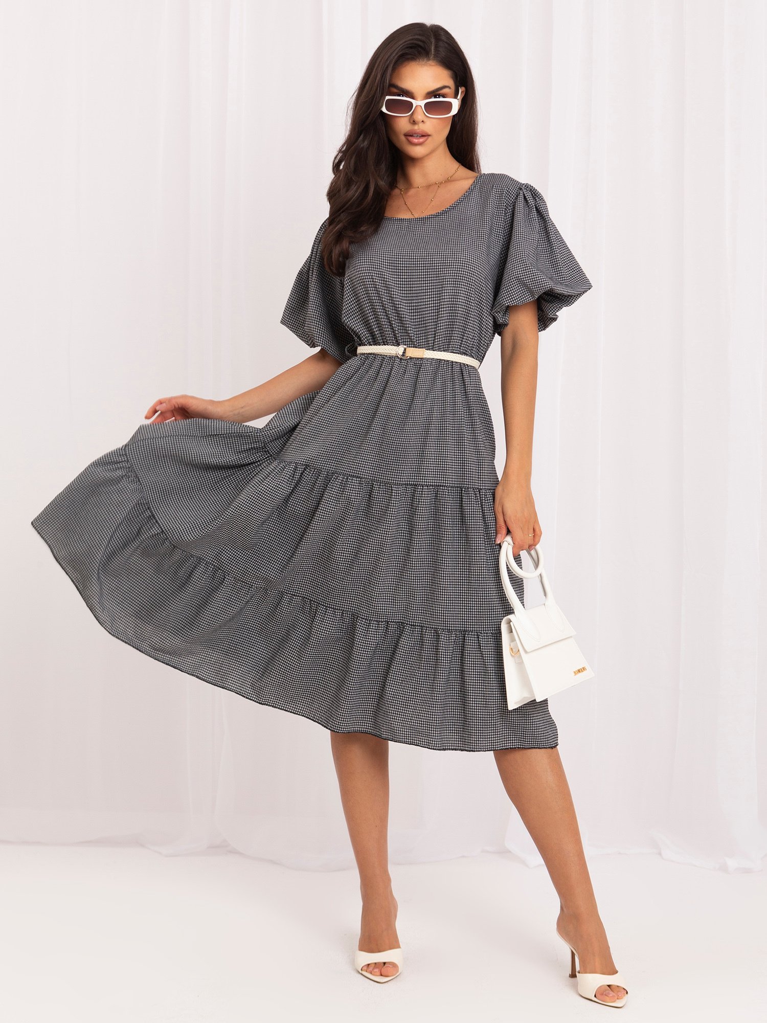 Black flared dress with ruffles - Image 5