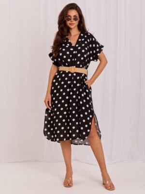 Black summer dress with pockets.