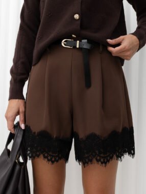 Alternative view of Dark brown elegant shorts with wide legs