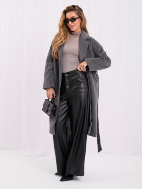 Alternative view of Fango women's oversized coat with patch pockets