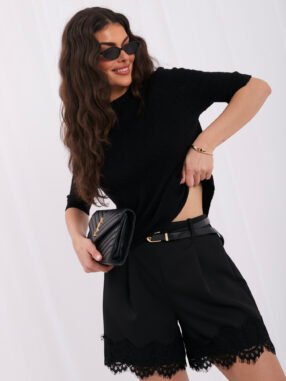 Alternative view of Black elegant shorts with wide legs
