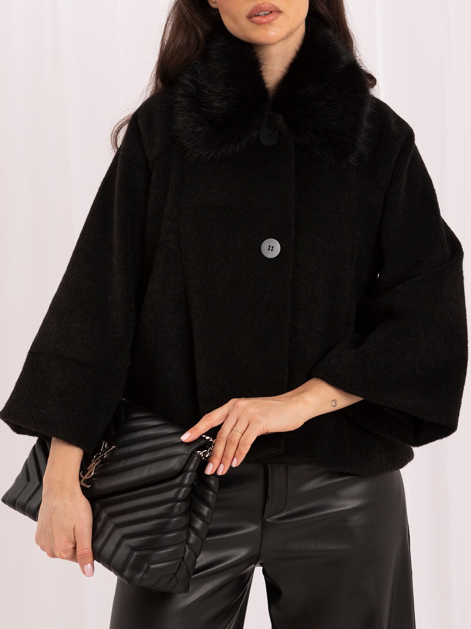 Black trapeze coat with button closure - Image 3
