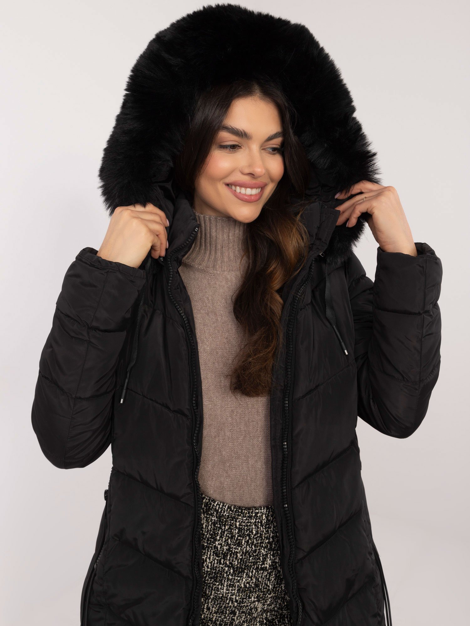 Black winter jacket with a detachable hood - Image 3