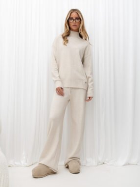 Alternative view of Light Beige two-piece knitted tracksuit