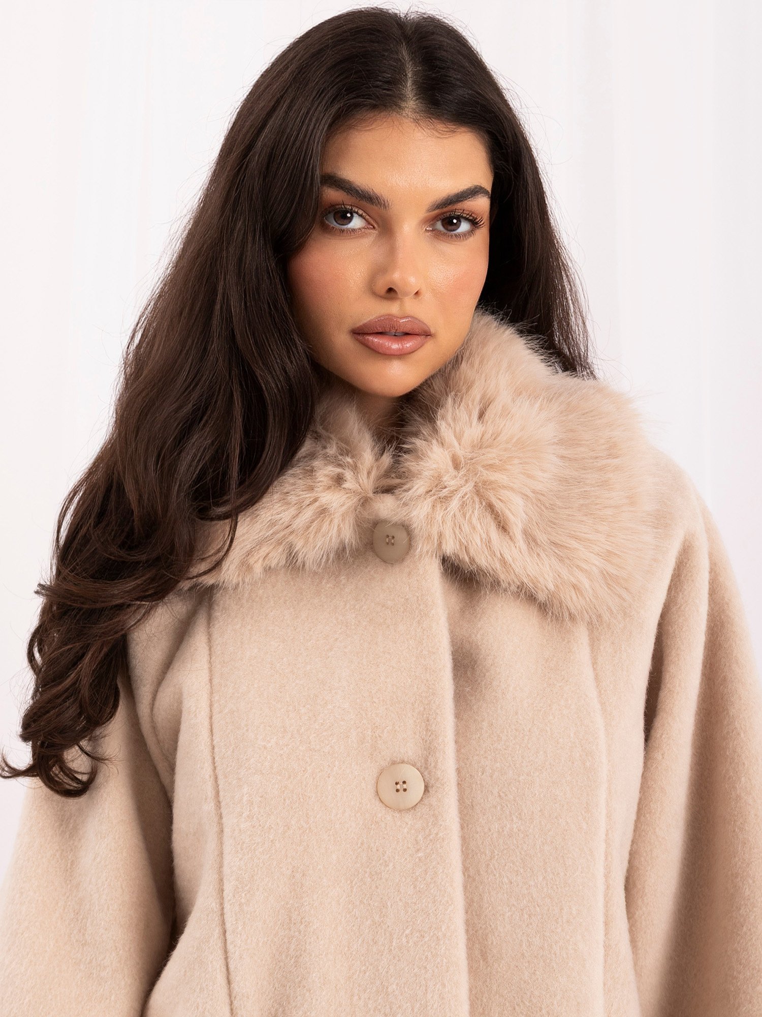 Light beige trapeze coat with button closure - Image 4