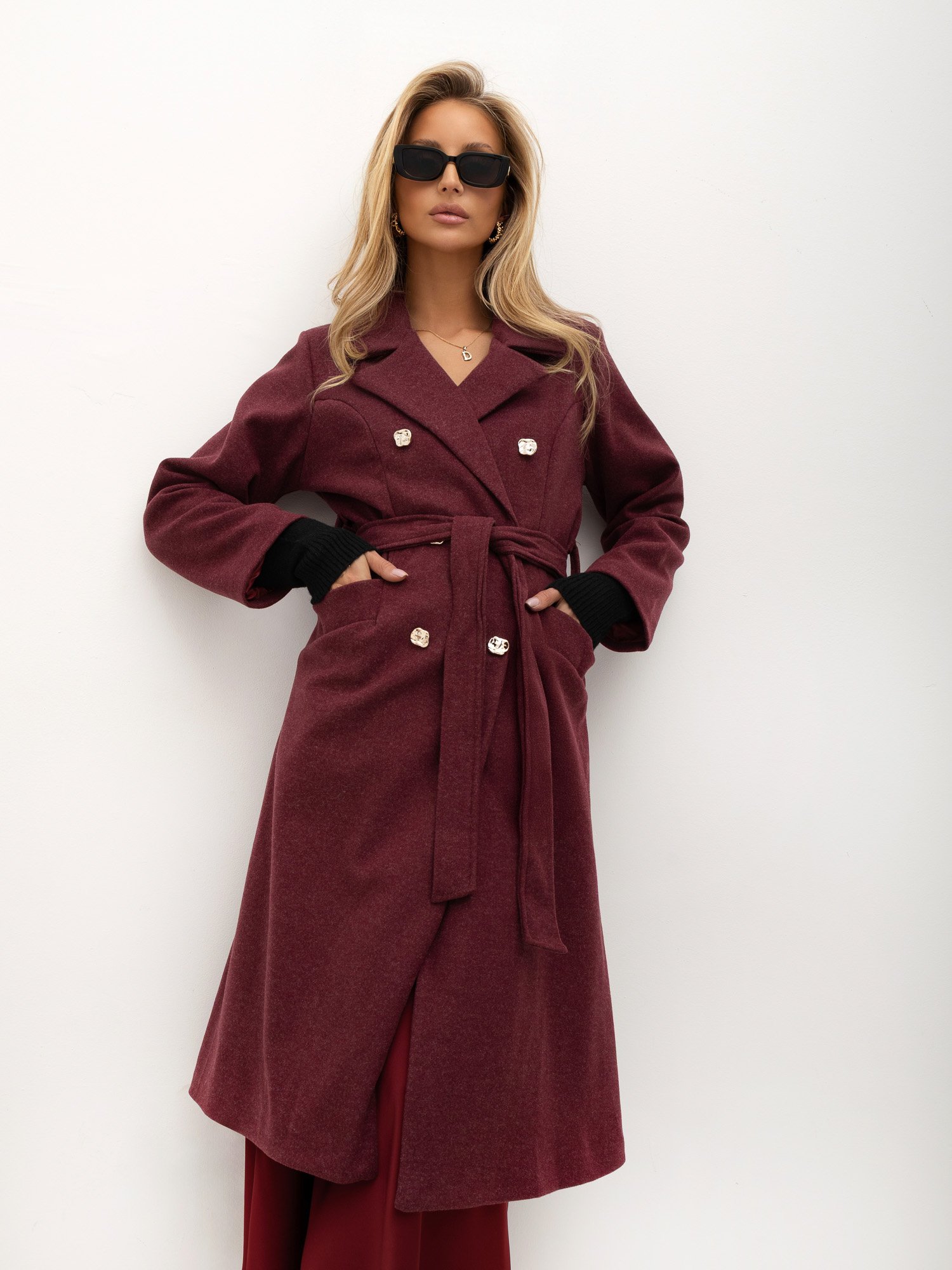 Elegant burgundy coat with a tie belt