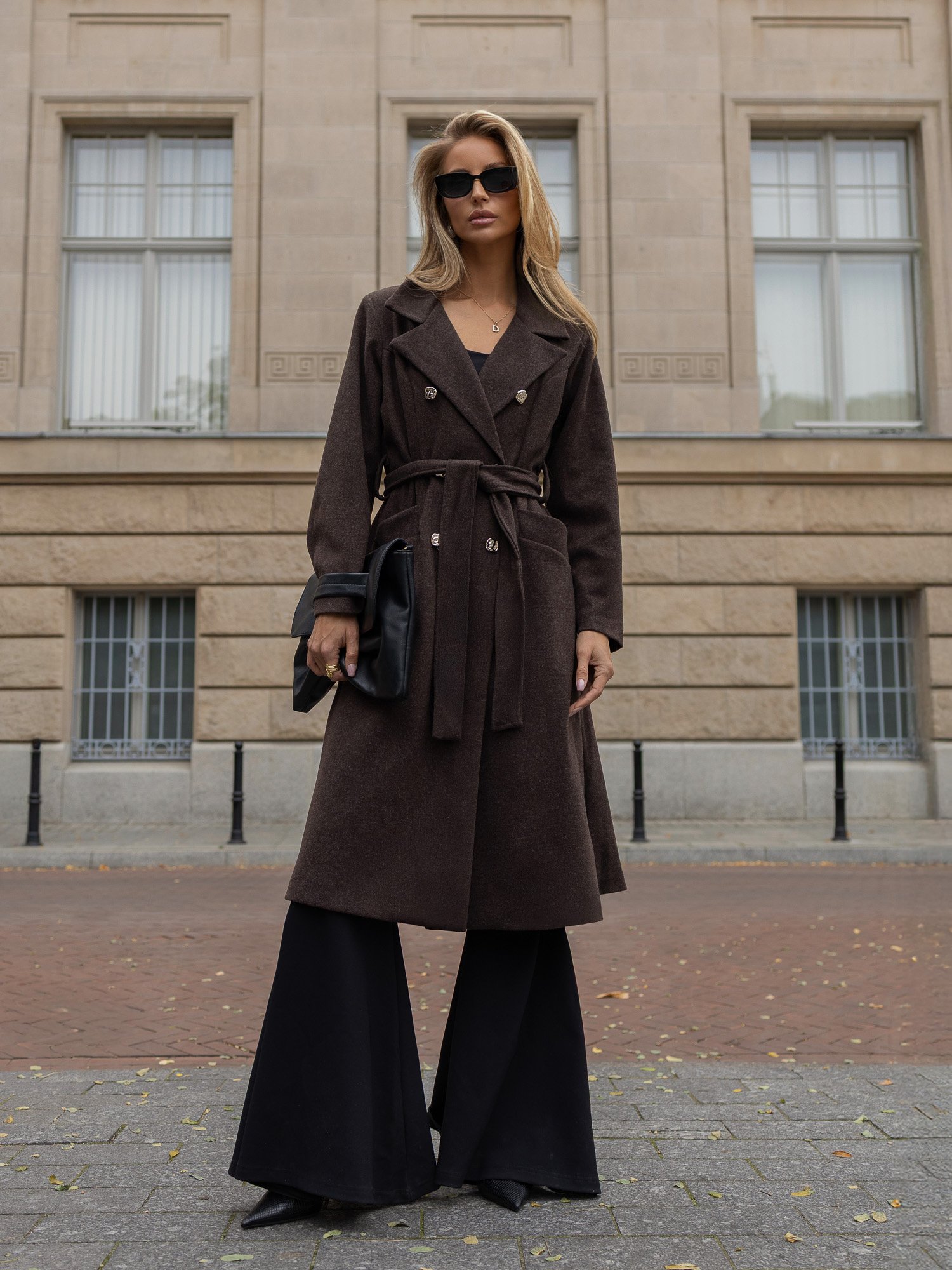 Elegant brown coat with a tie belt - Image 2