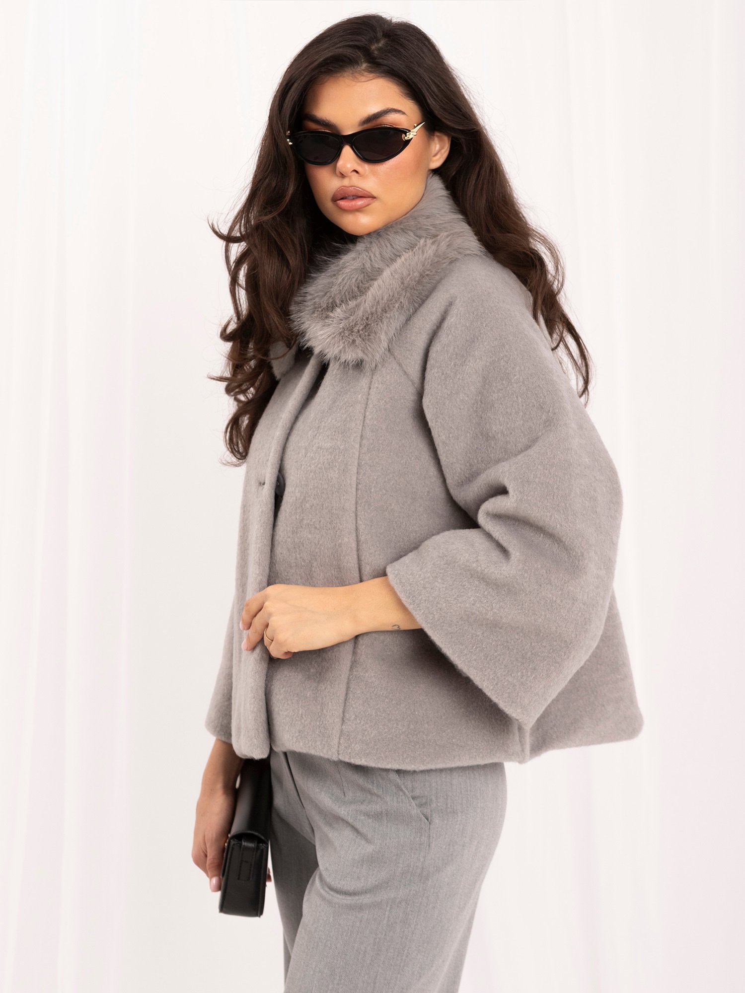 Grey trapeze coat with button closure - Image 6