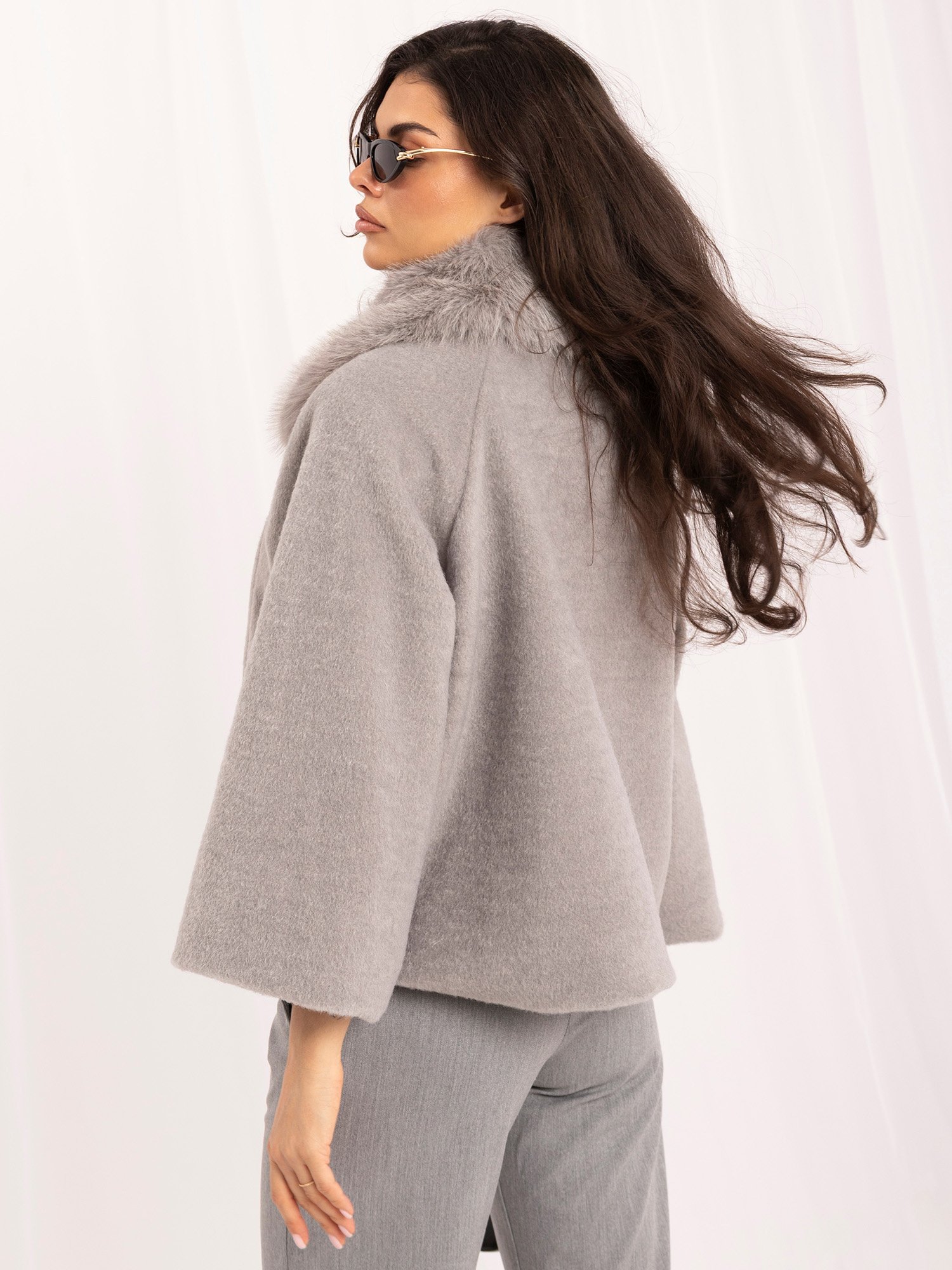 Grey trapeze coat with button closure - Image 2